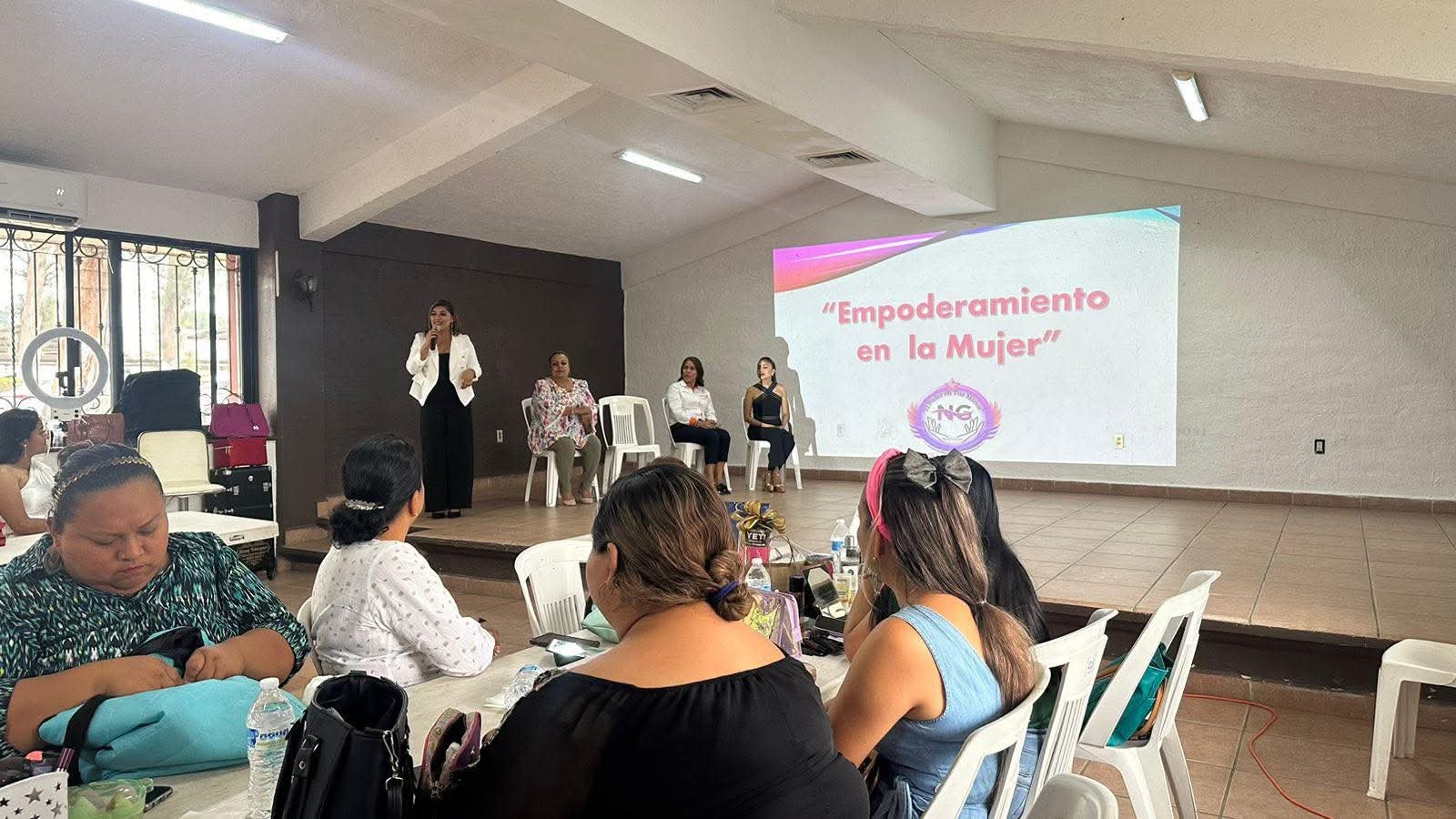 Momento de networking en el congreso